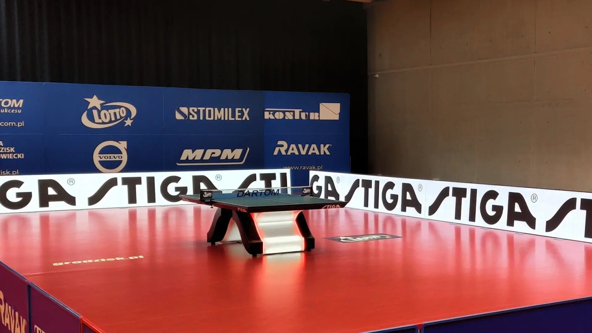 Banda sportowa LEDBIM 2