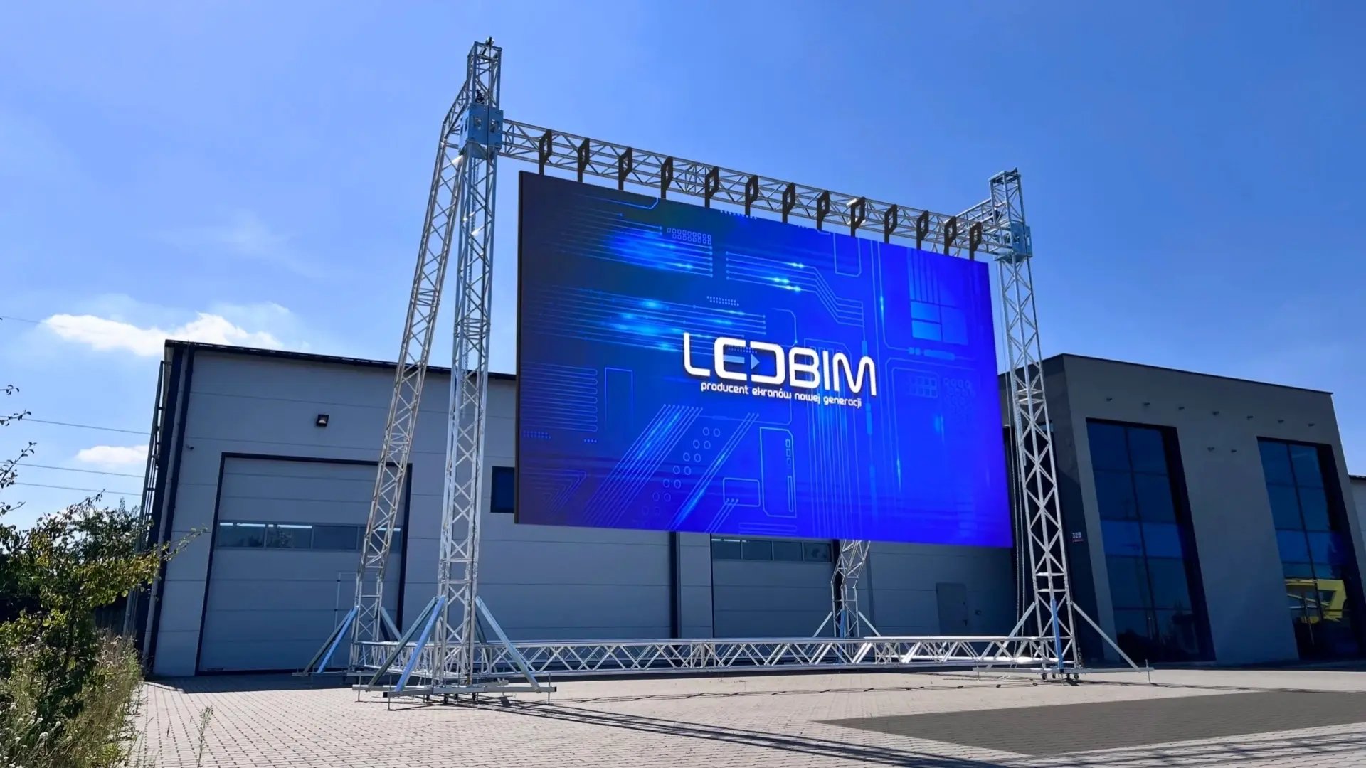 Ekran LED 1920x1080-21