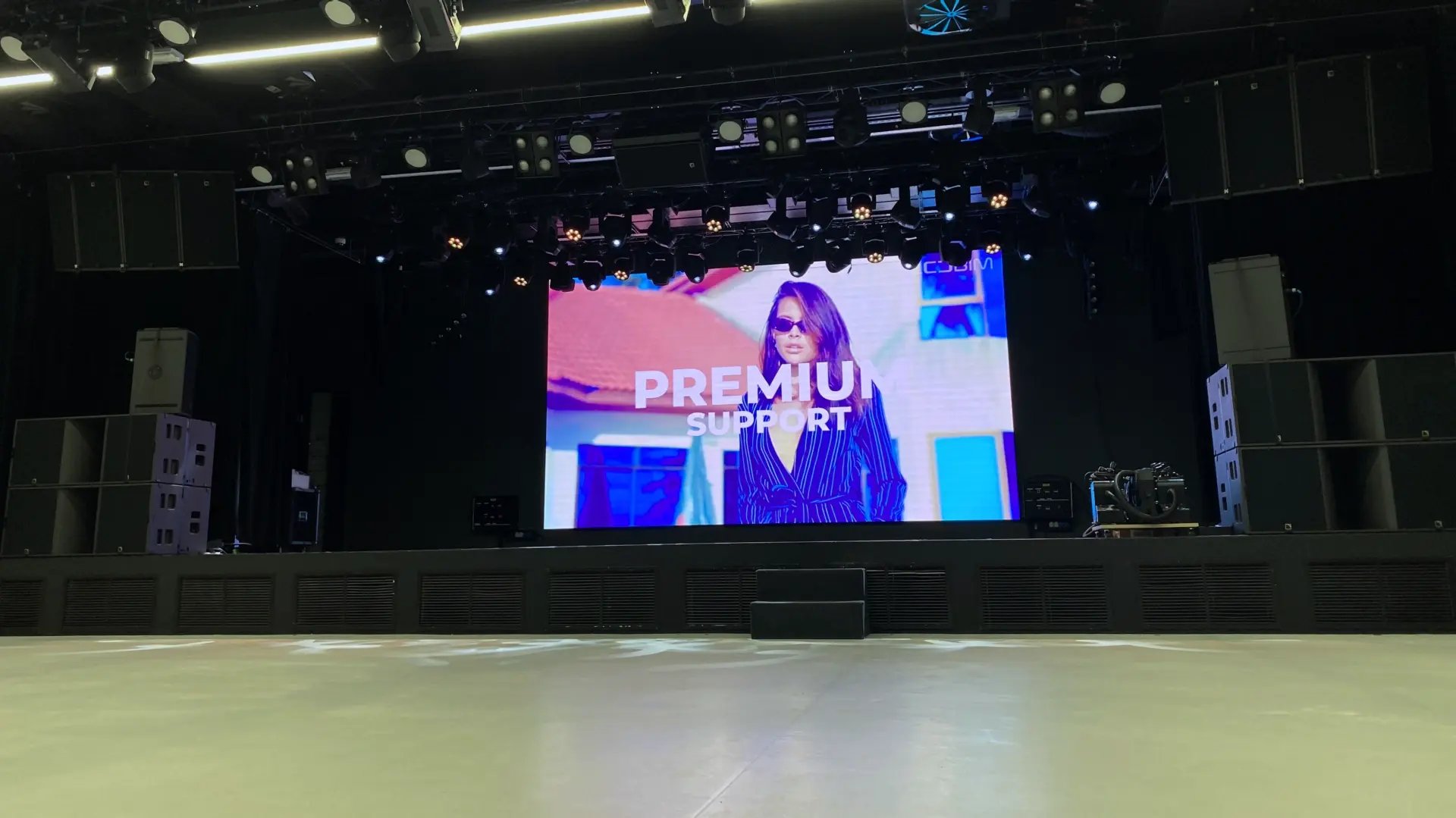 Ekran LED estradowy 2