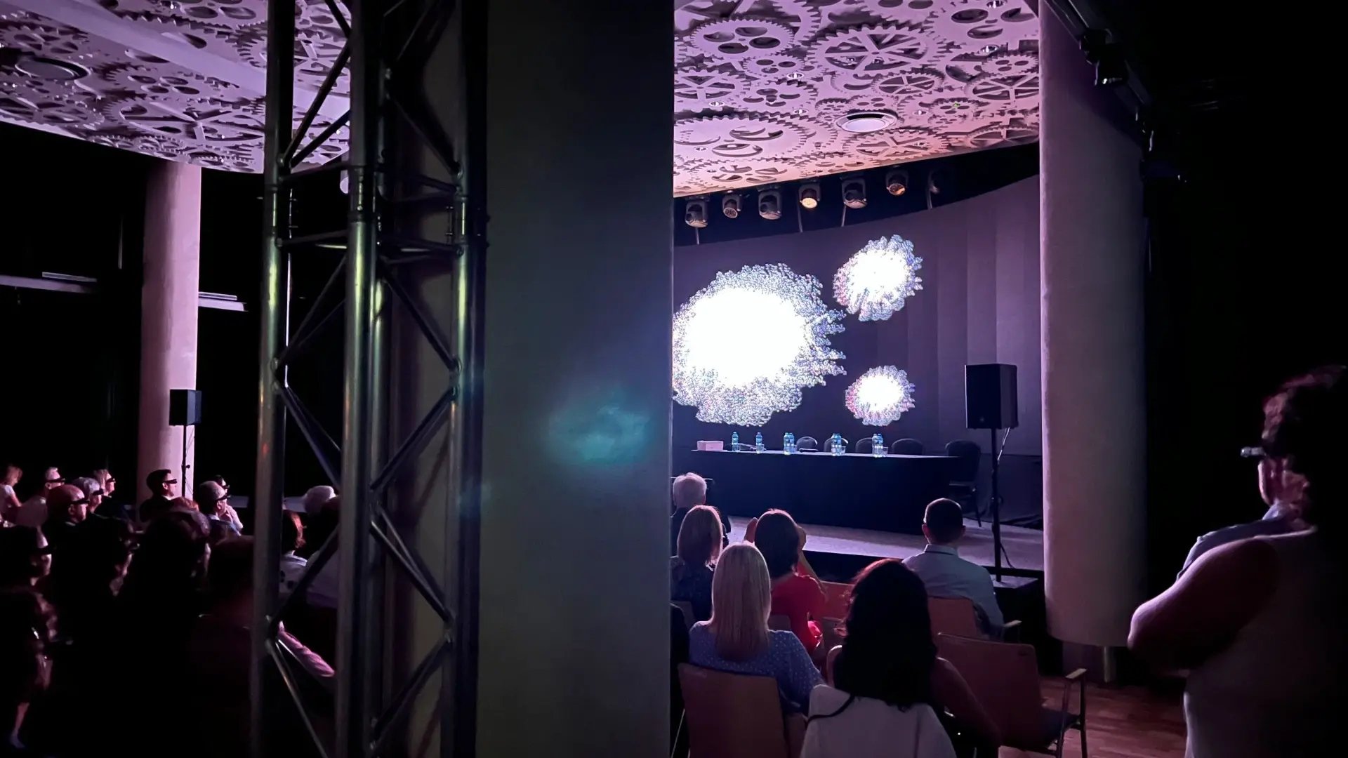 Realizacja techniczna ekranu 3D dla Instytut Agrofizyki IPAN5