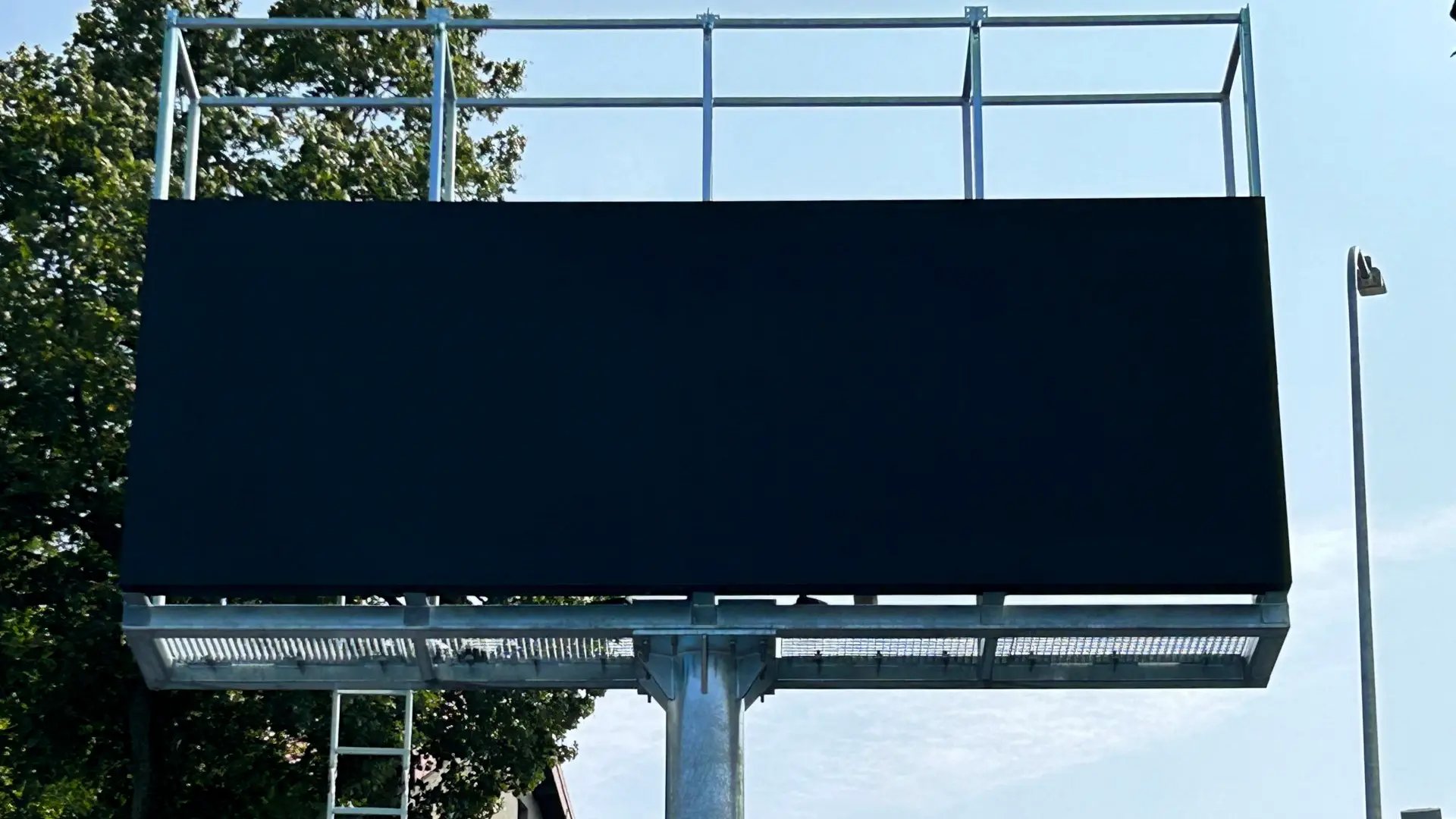 Telebim LEDBIM ZPX 5 na stadionie piłkarskim