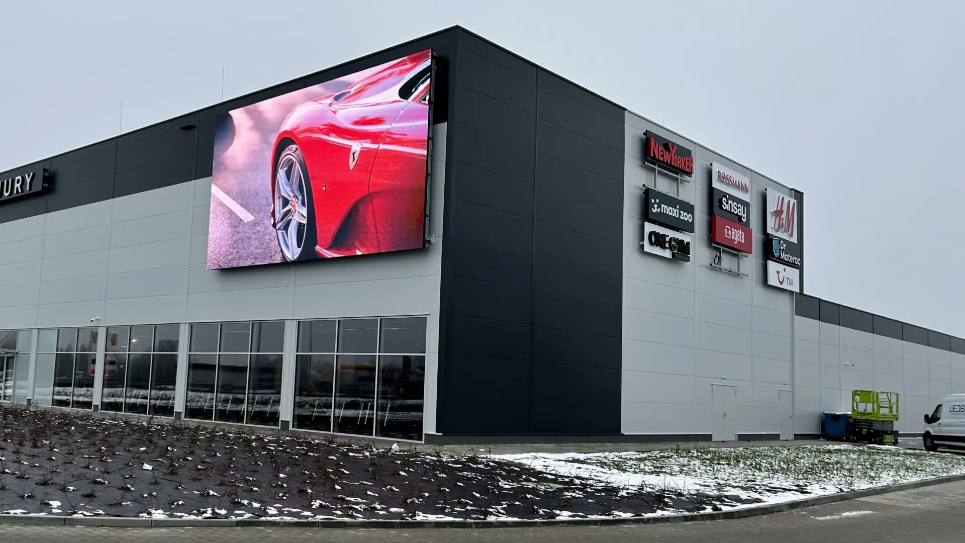 Telebim naścienny wielkoformatowy 1