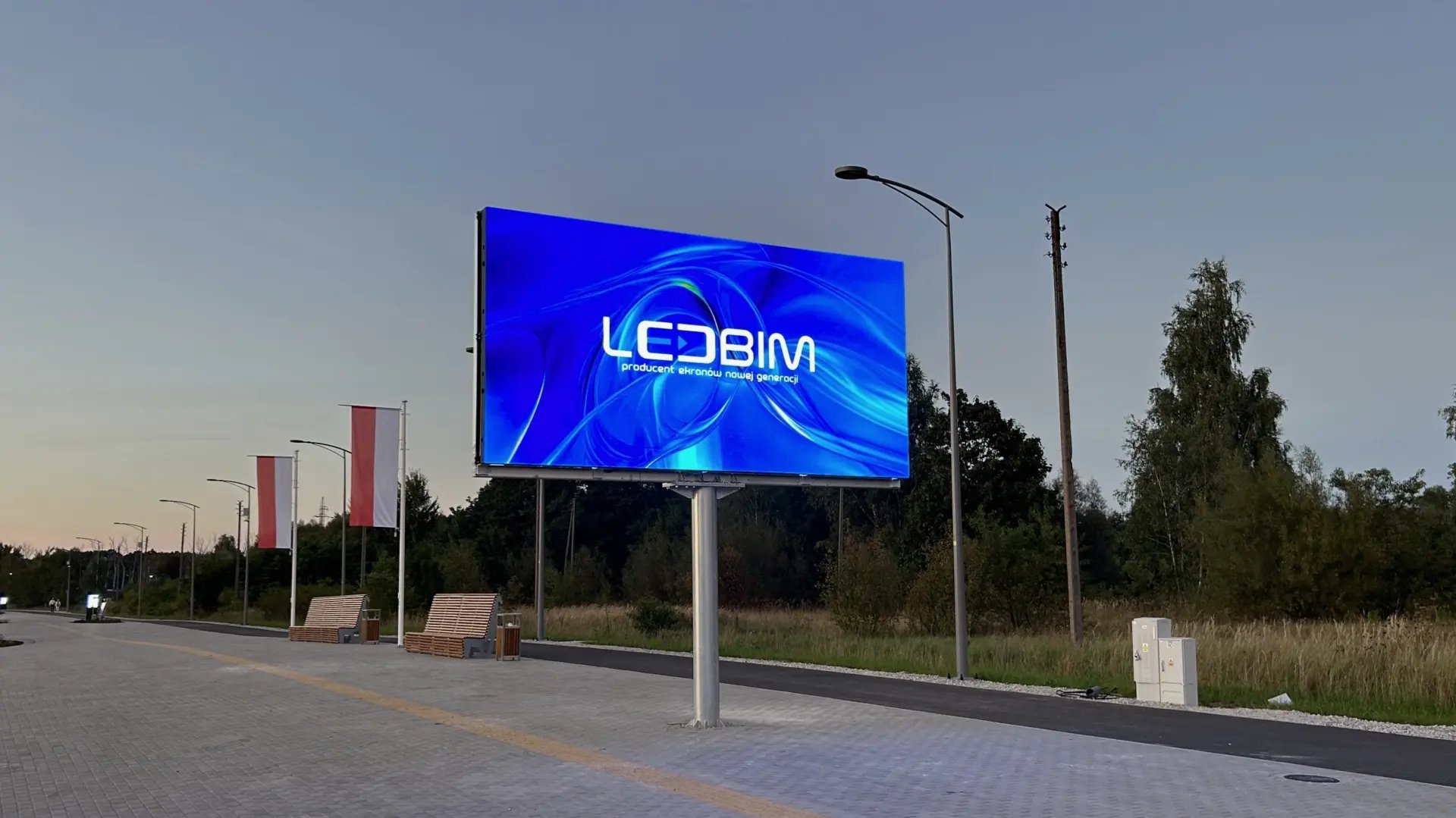 Telebim wolnostojący 2