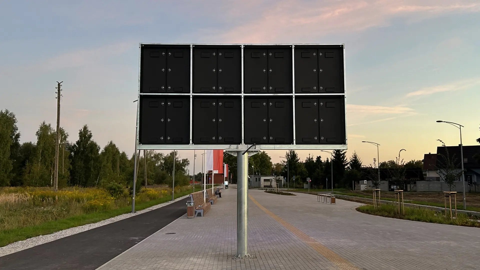 Telebim wolnostojący 7